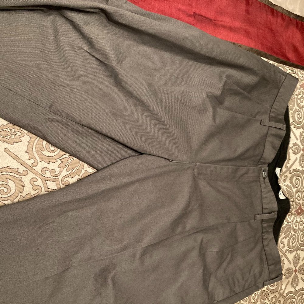 LEE No Iron Men's (Olive) Pants  42X32